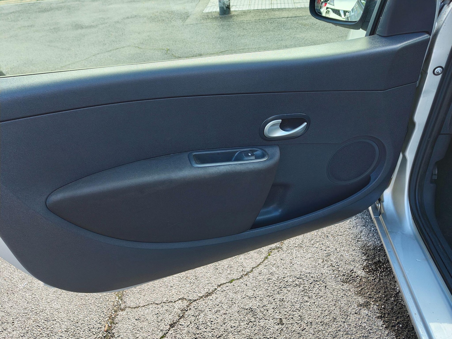 Used Renault Clio 2008 for sale - 76325988: Photo 29