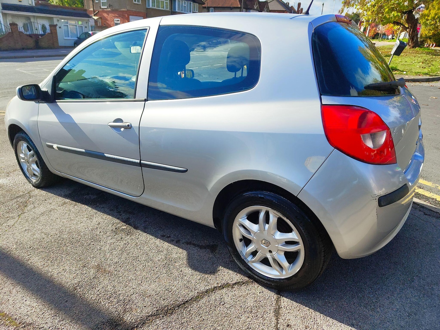 Used Renault Clio 2008 for sale - 76325988: Photo 4