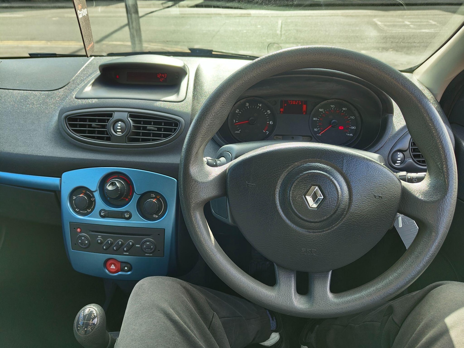 Used Renault Clio 2008 for sale - 76325988: Photo 42