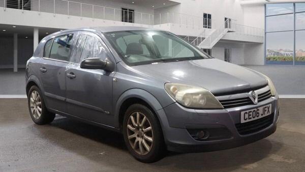 Used Vauxhall Astra 2006 for sale - 77191845: Photo 2