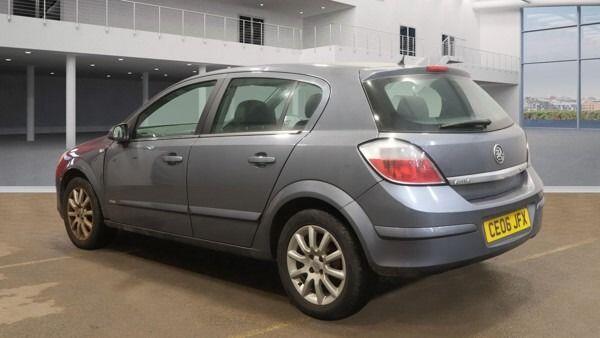 Used Vauxhall Astra 2006 for sale - 77191845: Photo 4