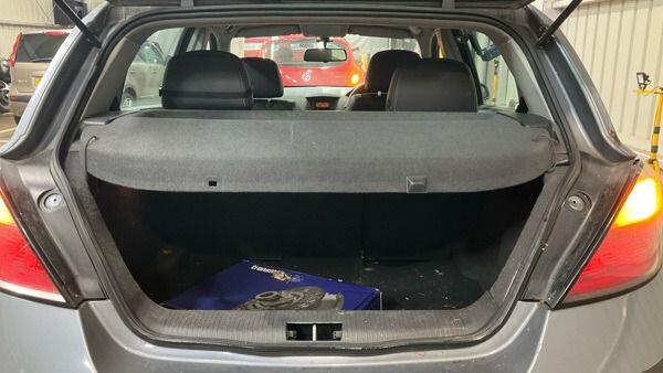 Used Vauxhall Astra 2006 for sale - 77191845: Photo 8