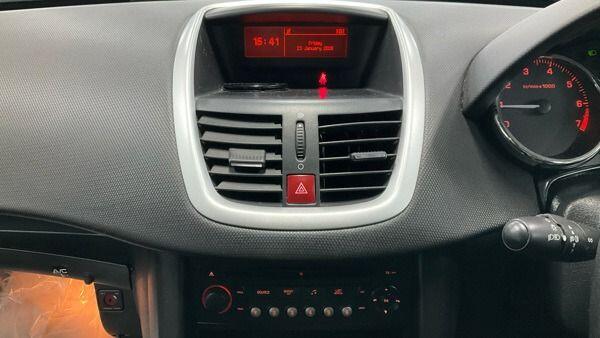 Used Peugeot 207 2009 for sale - 77468262: Photo 39
