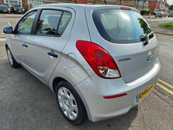 Used Hyundai i20 2014 for sale - 74934767: Photo