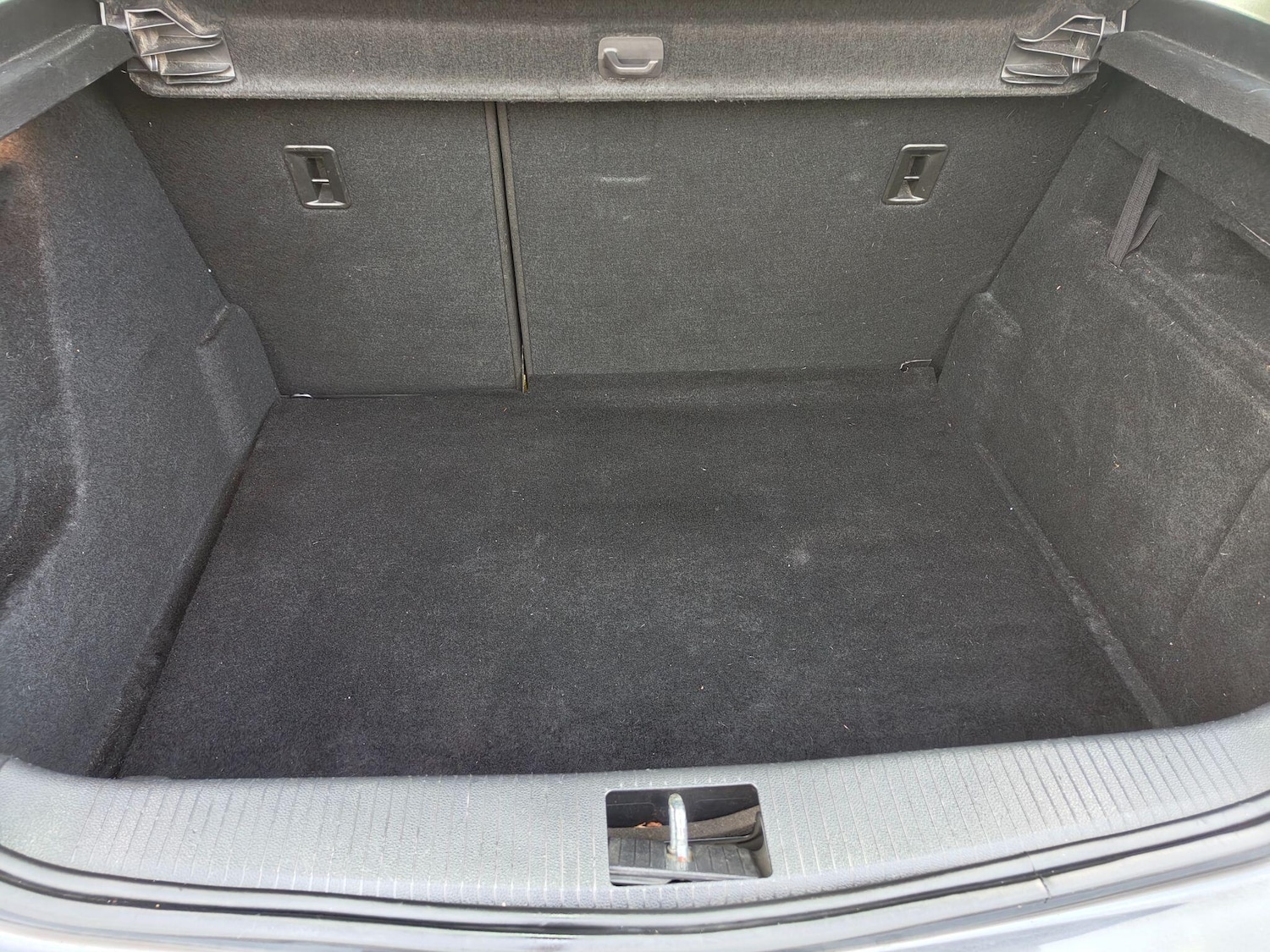 Used Vauxhall Astra for sale - 77738683: Photo 50