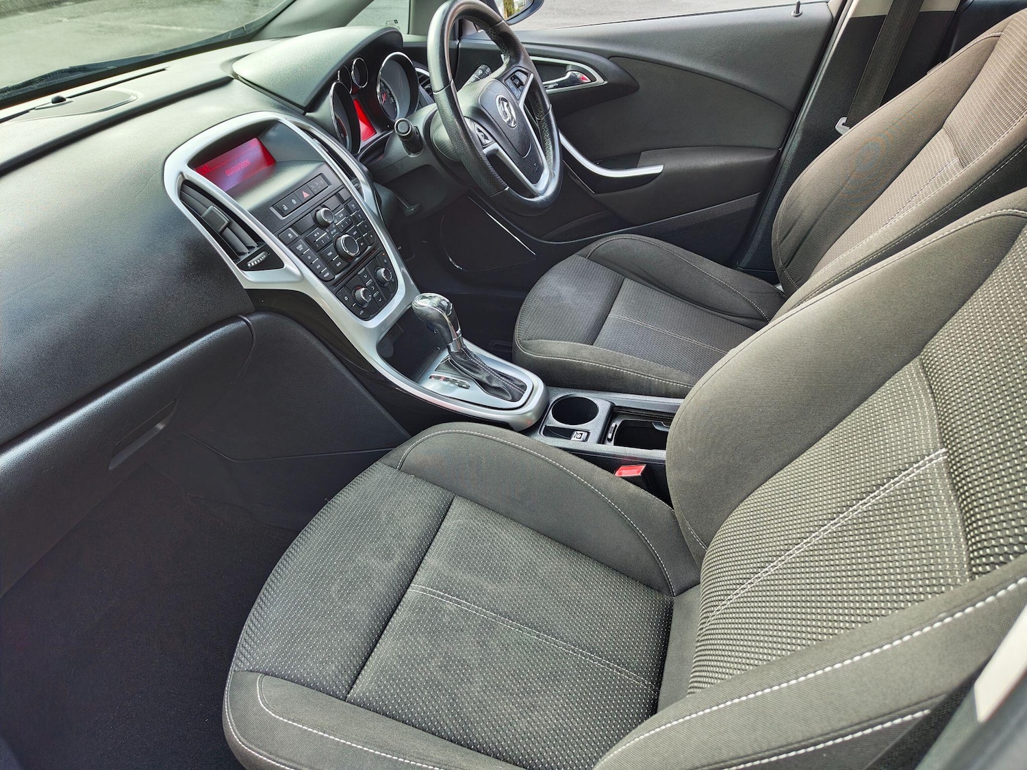 Used Vauxhall Astra for sale - 77738683: Photo 53