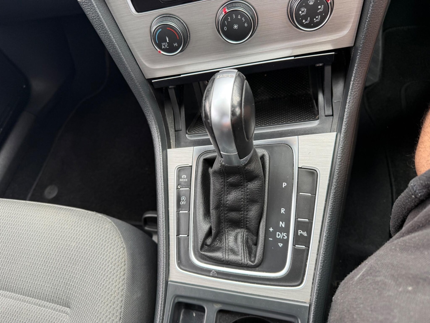 Used Volkswagen Golf 2015 for sale - 76988330: Photo 11