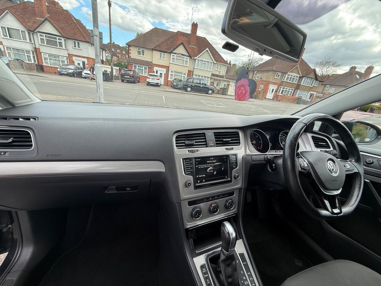 Used Volkswagen Golf 2015 for sale - 76988330: Photo 17