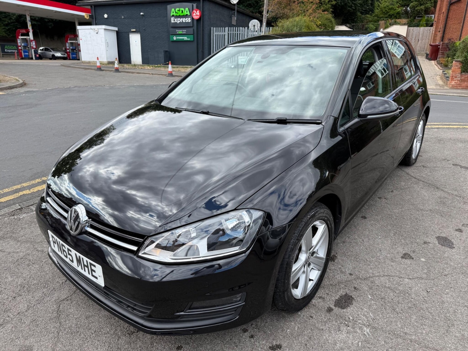 Used Volkswagen Golf 2015 for sale - 76988330: Photo 3