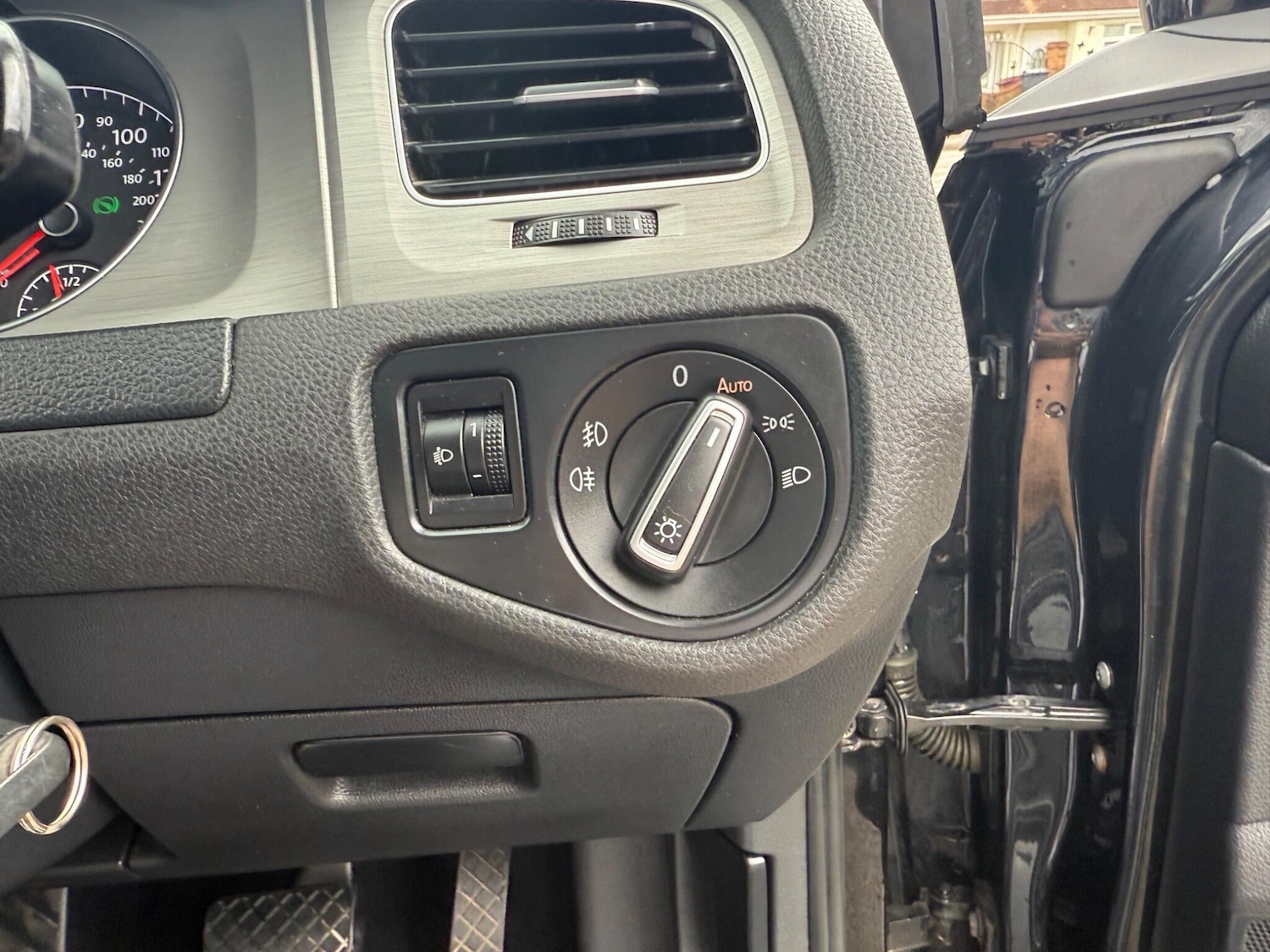 Used Volkswagen Golf 2015 for sale - 76988330: Photo 33