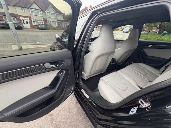 Used Audi RS4 Avant 2013 for sale - 76307475: Photo 35