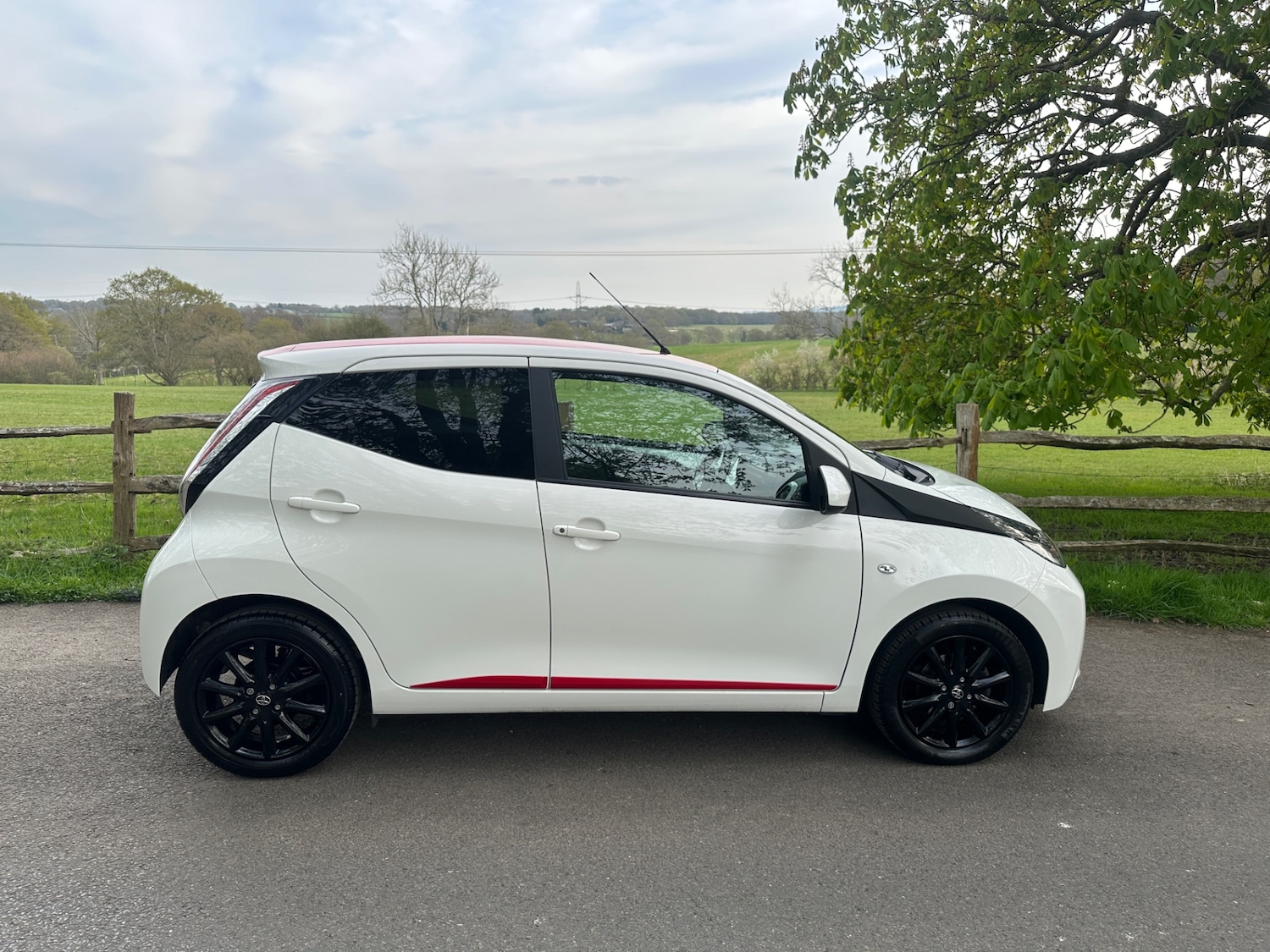 Used Toyota AYGO 2018 for sale - 76615933: Photo 11
