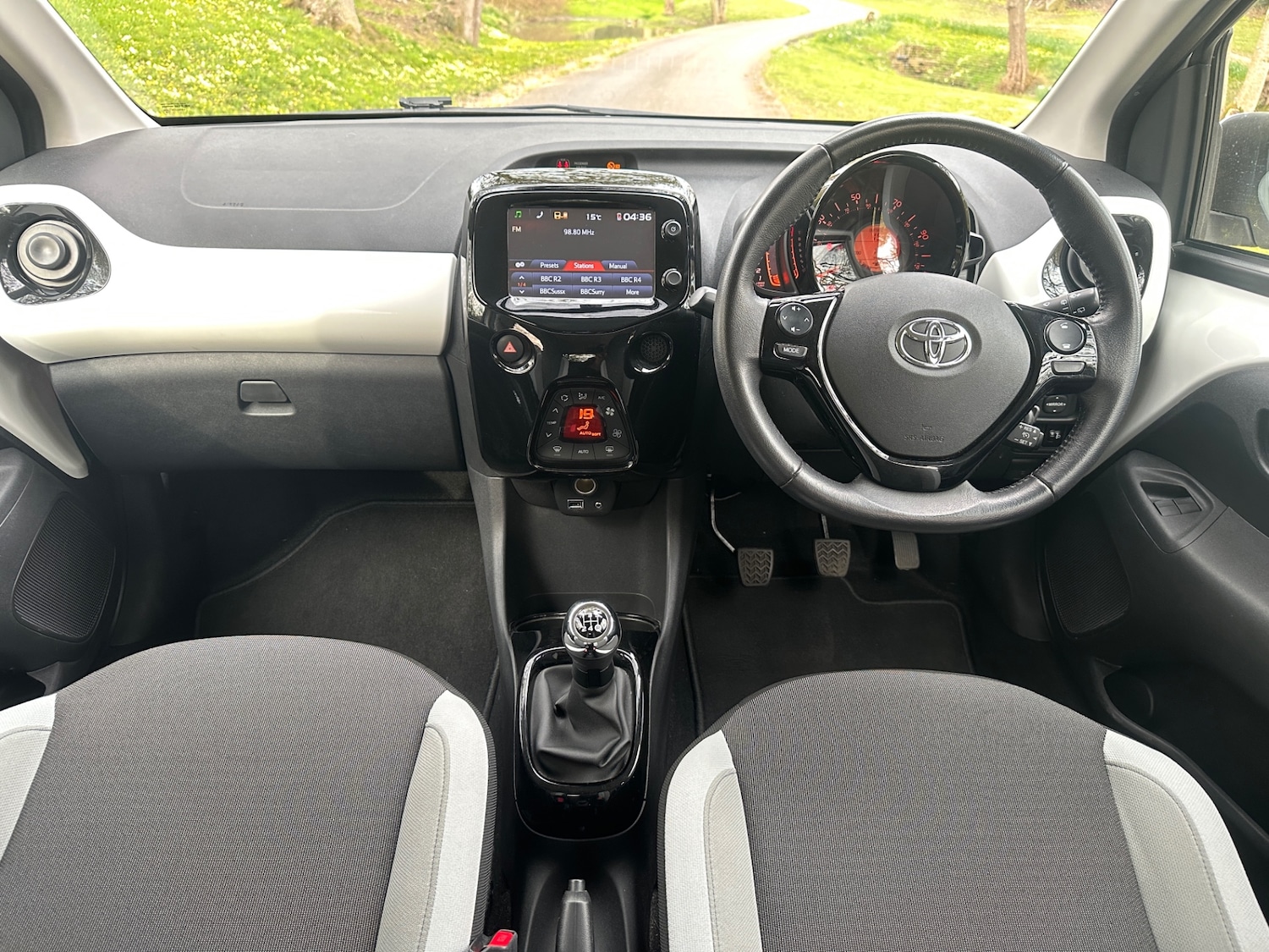 Used Toyota AYGO 2018 for sale - 76615933: Photo 16