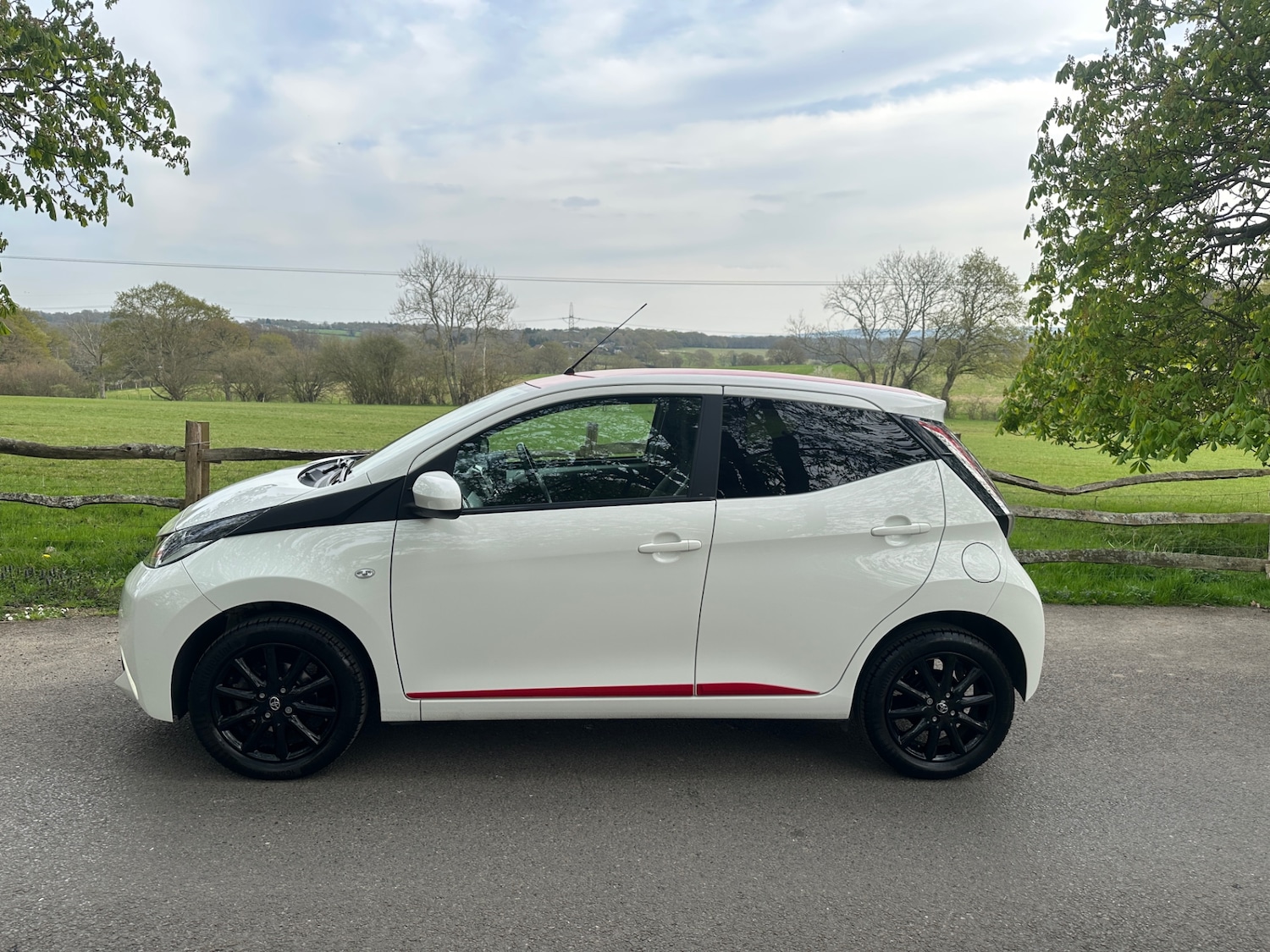 Used Toyota AYGO 2018 for sale - 76615933: Photo 9