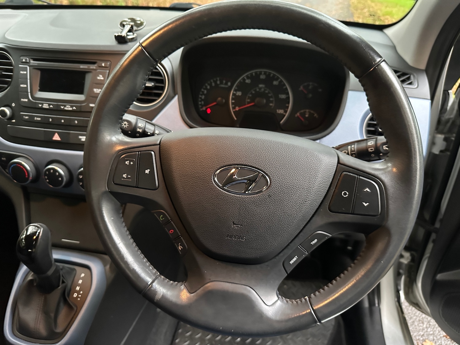 Used Hyundai i10 2014 for sale - 76615728: Photo 17