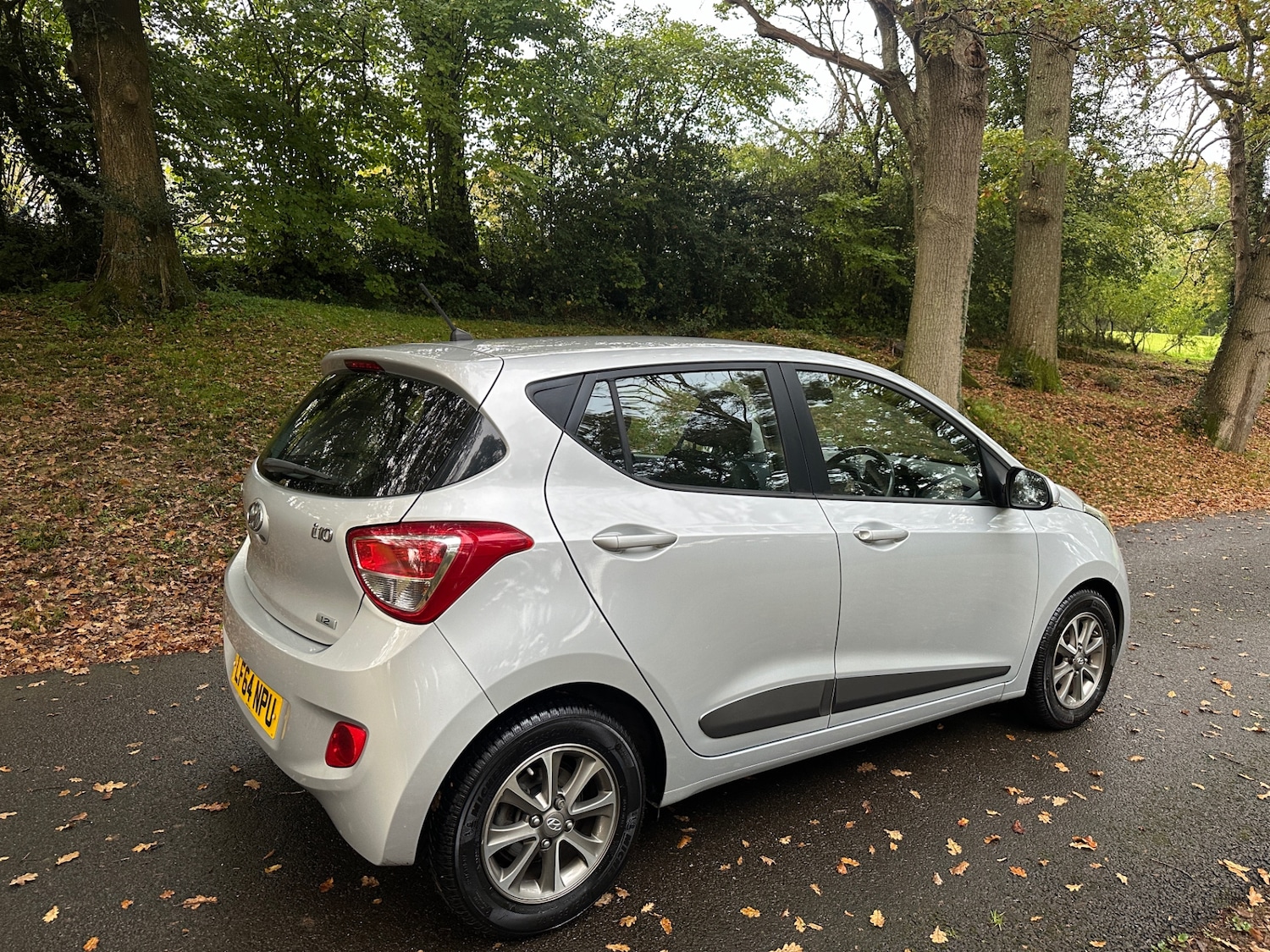 Used Hyundai i10 2014 for sale - 76615728: Photo 8