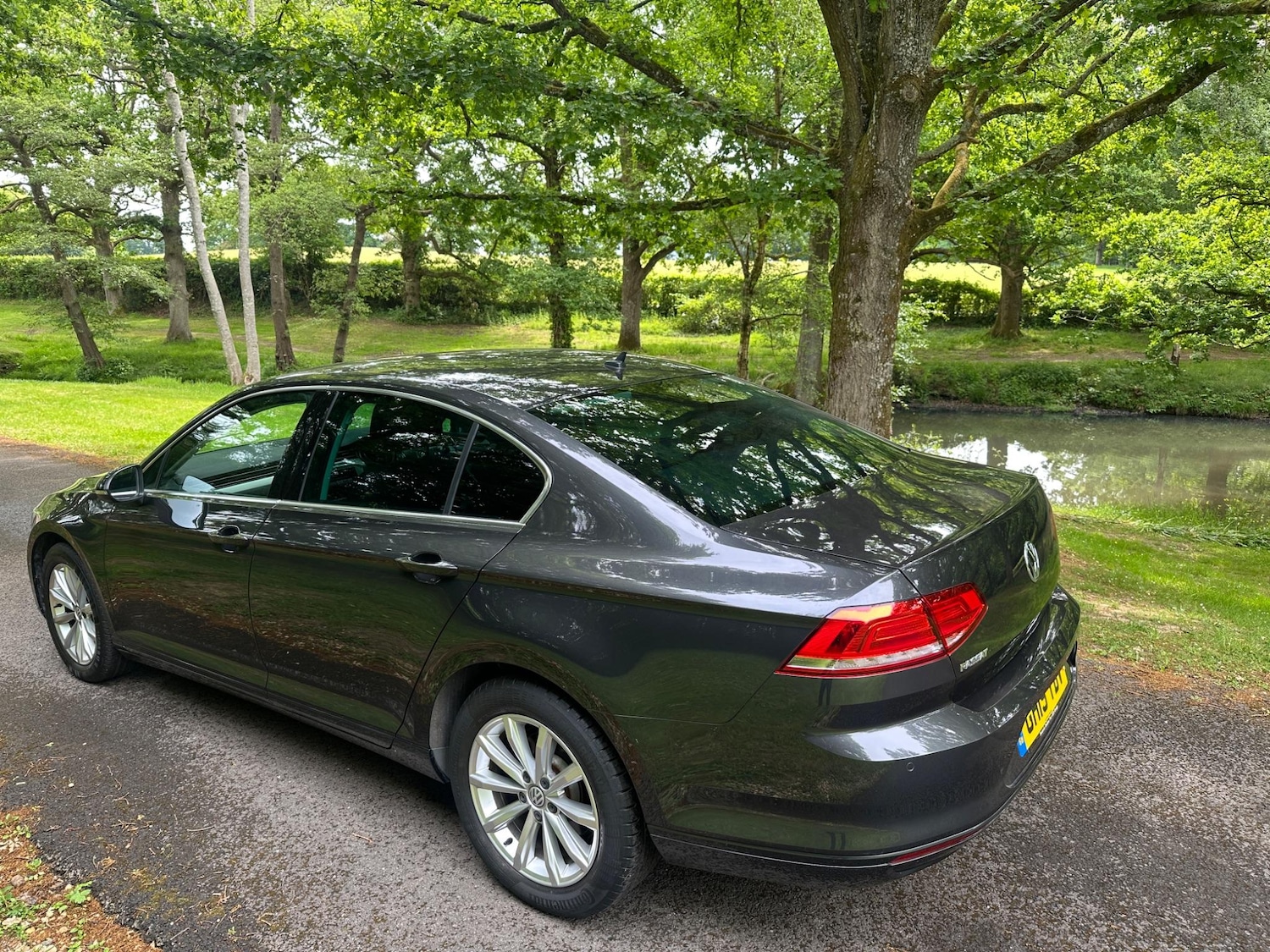 Used Volkswagen Passat 2019 for sale - 76993770: Photo 3