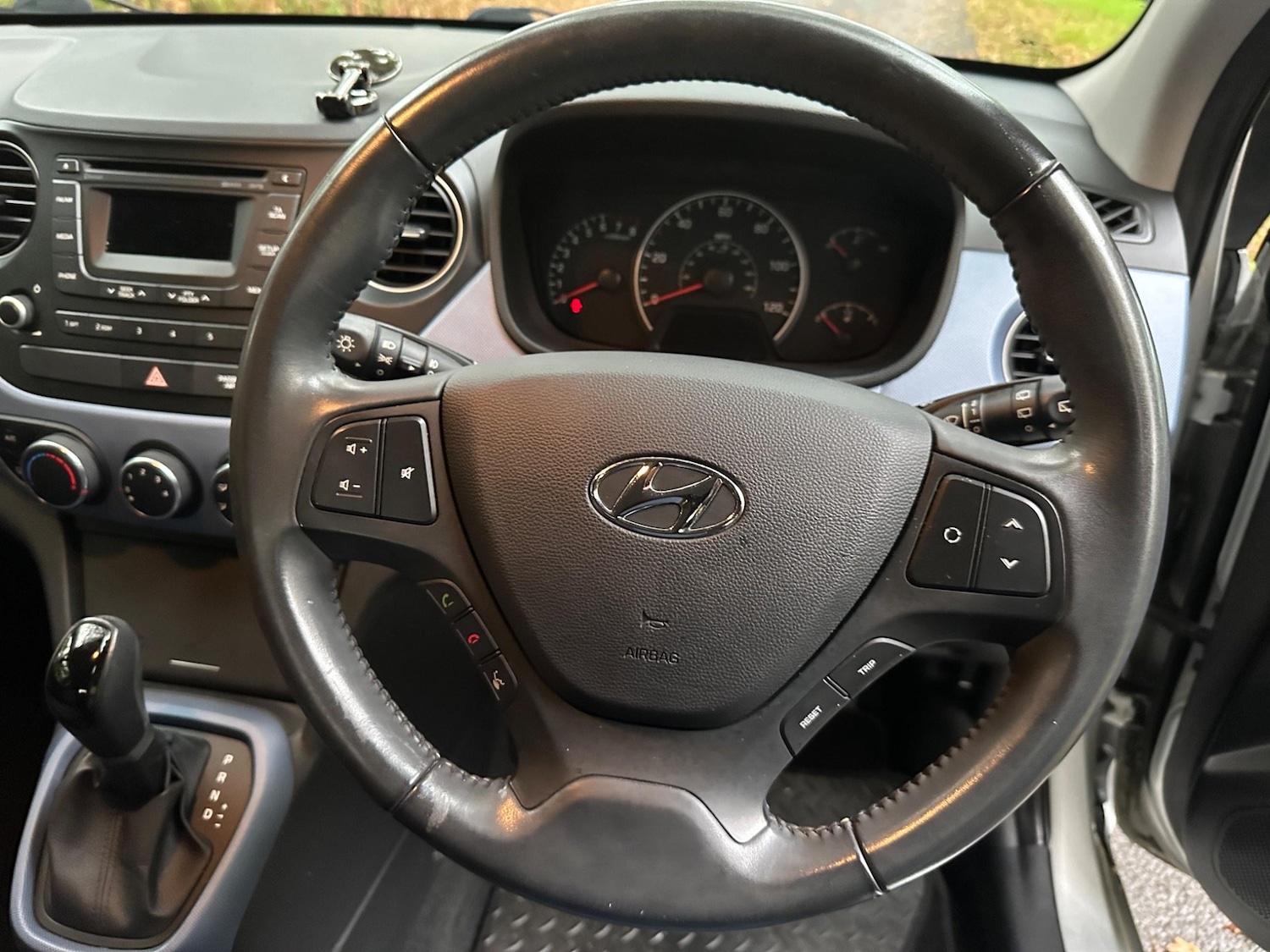 Used Hyundai i10 2014 for sale - 76824498: Photo 17