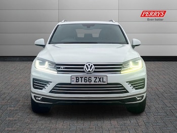 Used Volkswagen Touareg 2016 for sale - 76792528: Photo