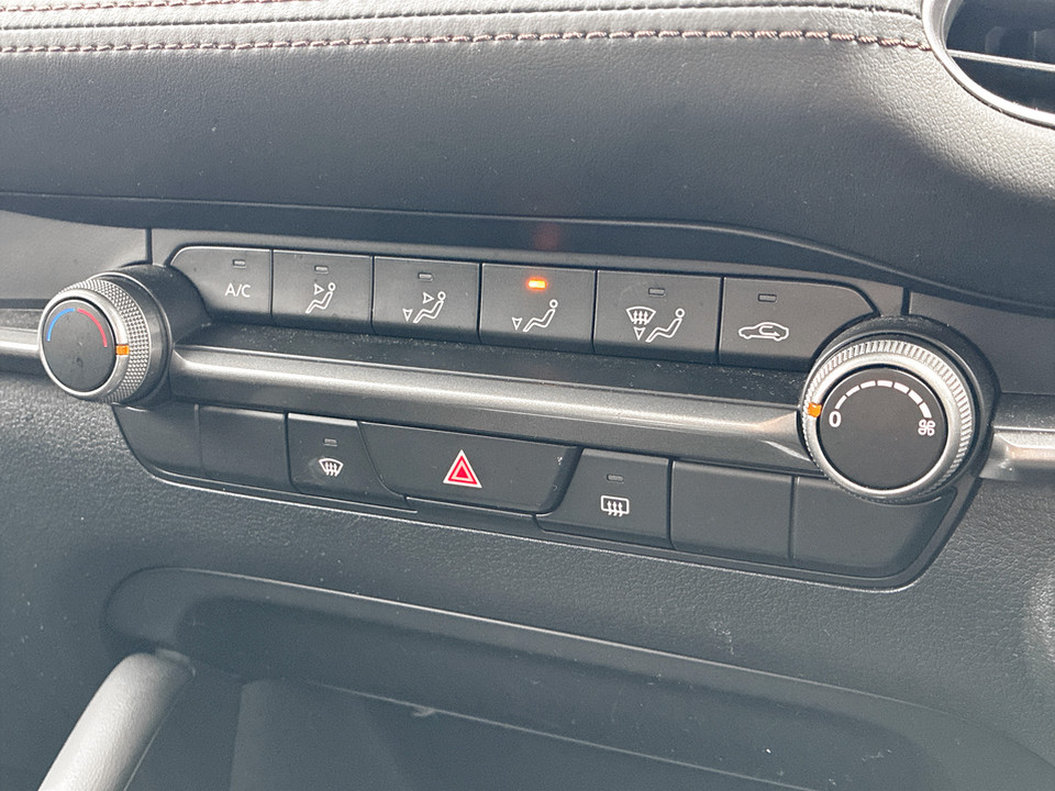 Used Mazda Mazda3 2023 for sale - 77398619: Photo 19