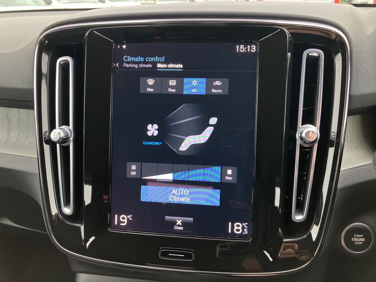 Used Volvo XC40 2021 for sale - 76272403: Photo 12