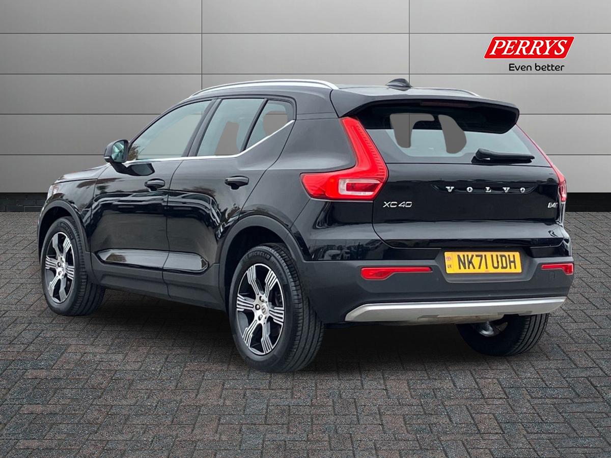 Used Volvo XC40 2021 for sale - 76272403: Photo 2