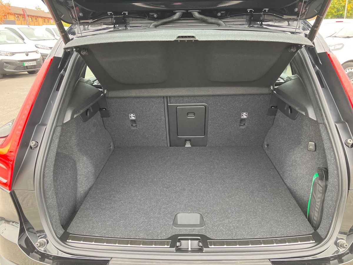 Used Volvo XC40 2021 for sale - 76272403: Photo 20