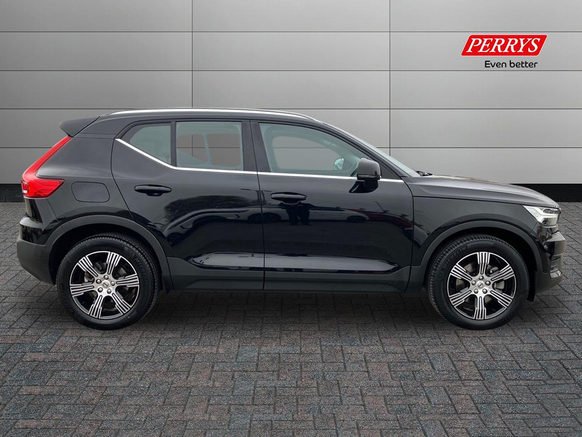 Used Volvo XC40 2021 for sale - 76272403: Photo 3