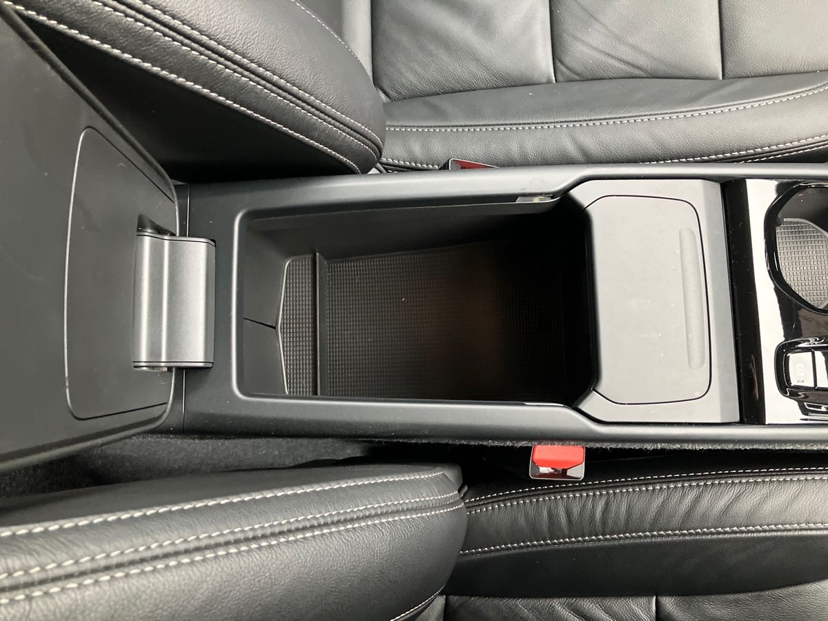 Used Volvo XC40 2021 for sale - 76272403: Photo 43