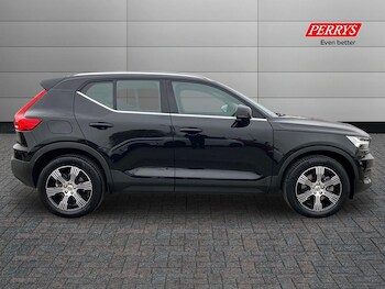 Used Volvo XC40 2021 for sale - 76272403: Photo