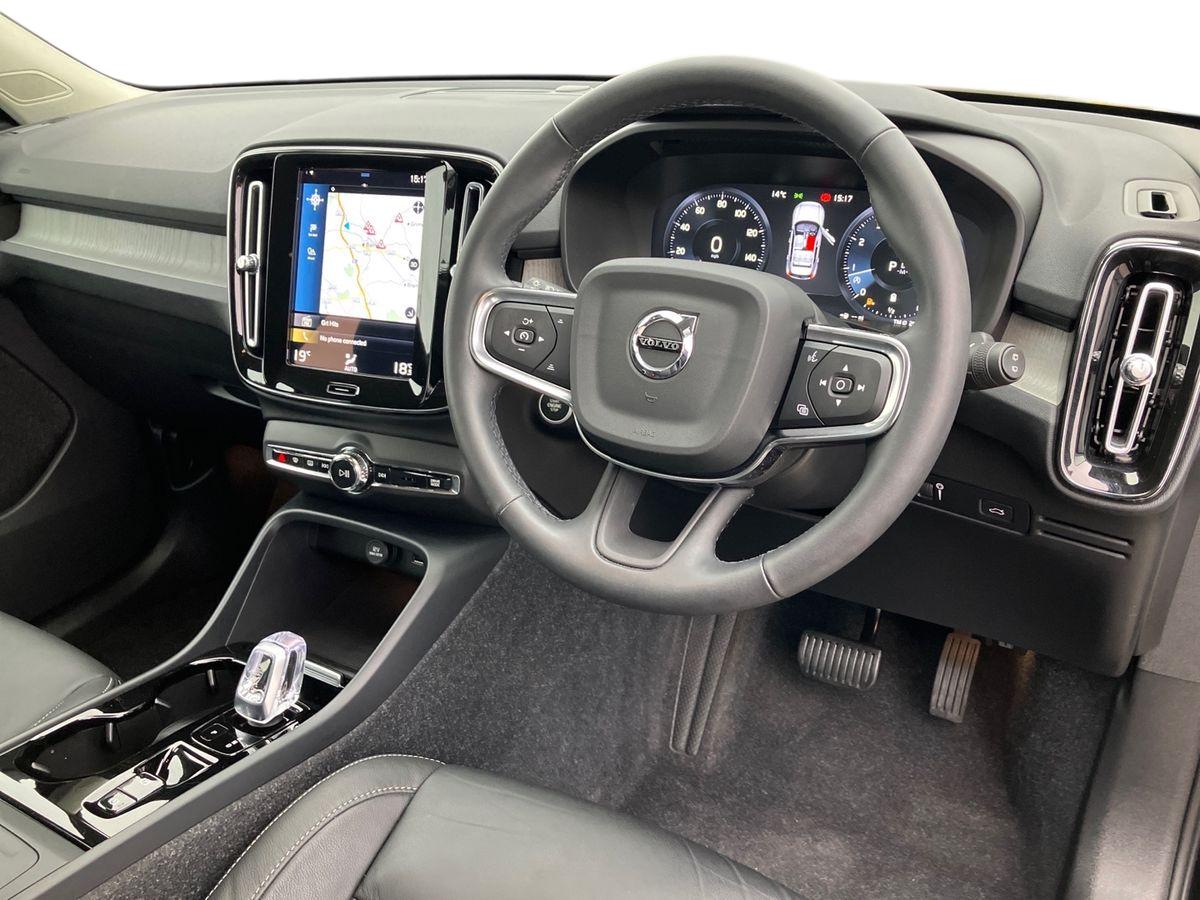 Used Volvo XC40 2021 for sale - 76272403: Photo 8