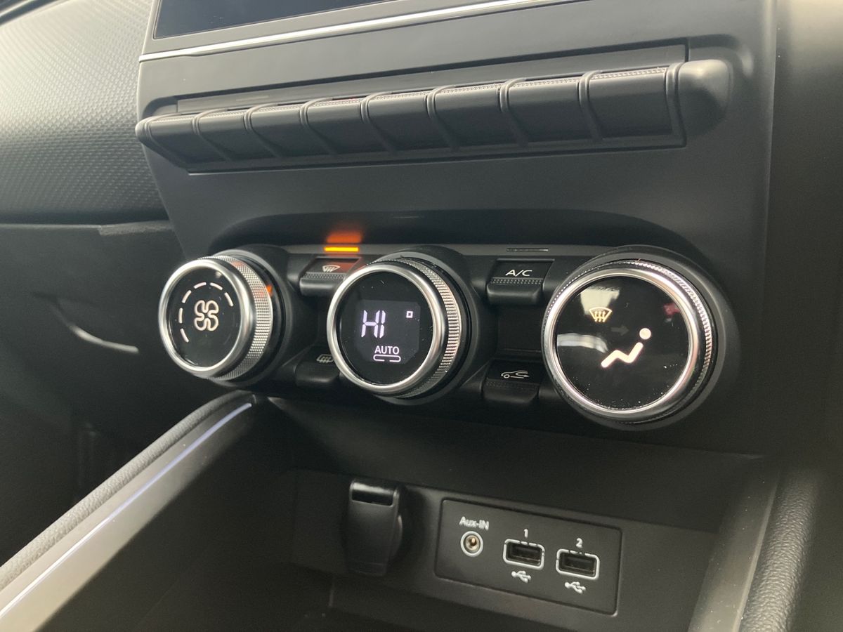 Used Renault Clio 2022 for sale - 76638097: Photo 12