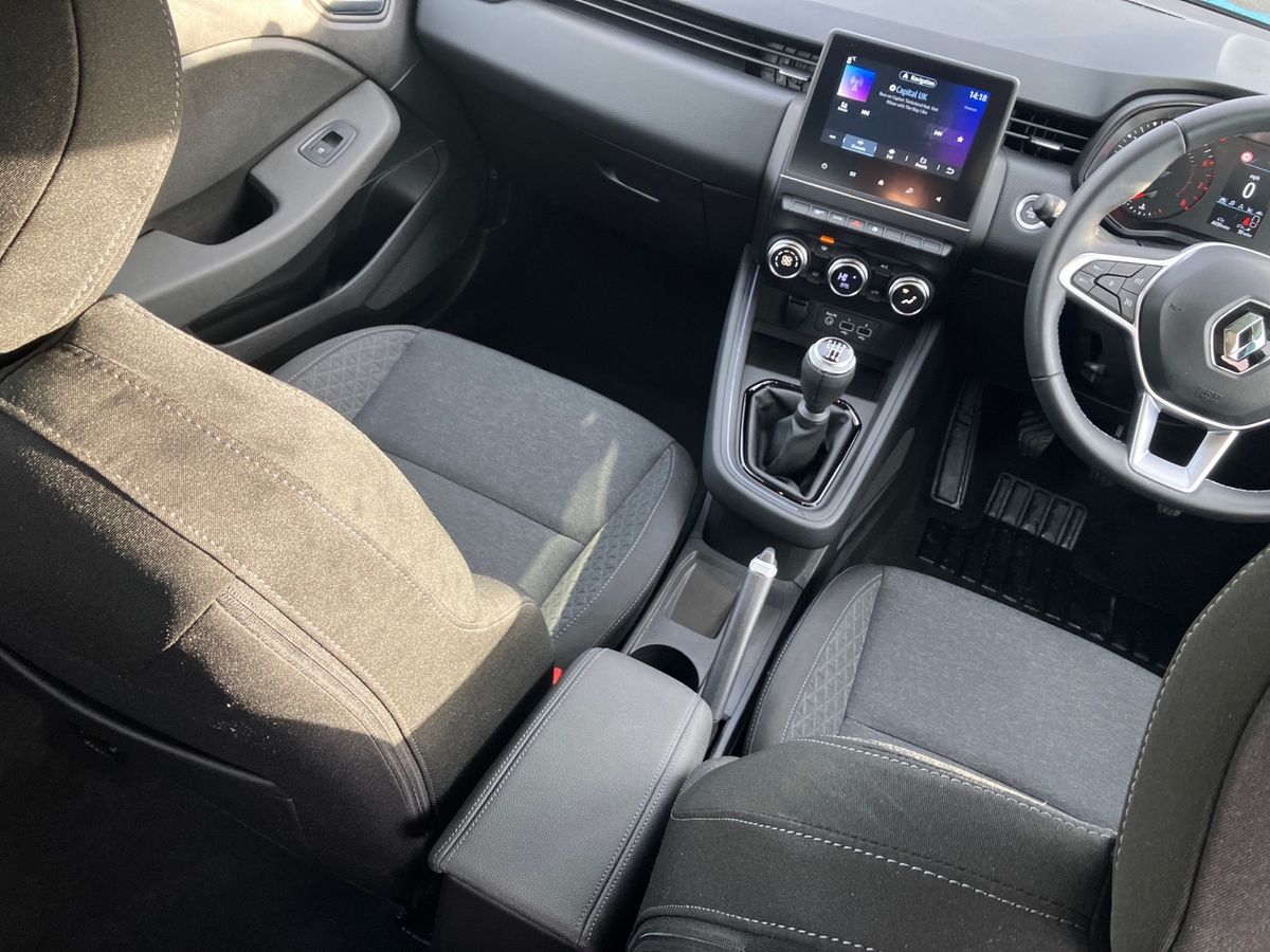 Used Renault Clio 2022 for sale - 76638097: Photo 17