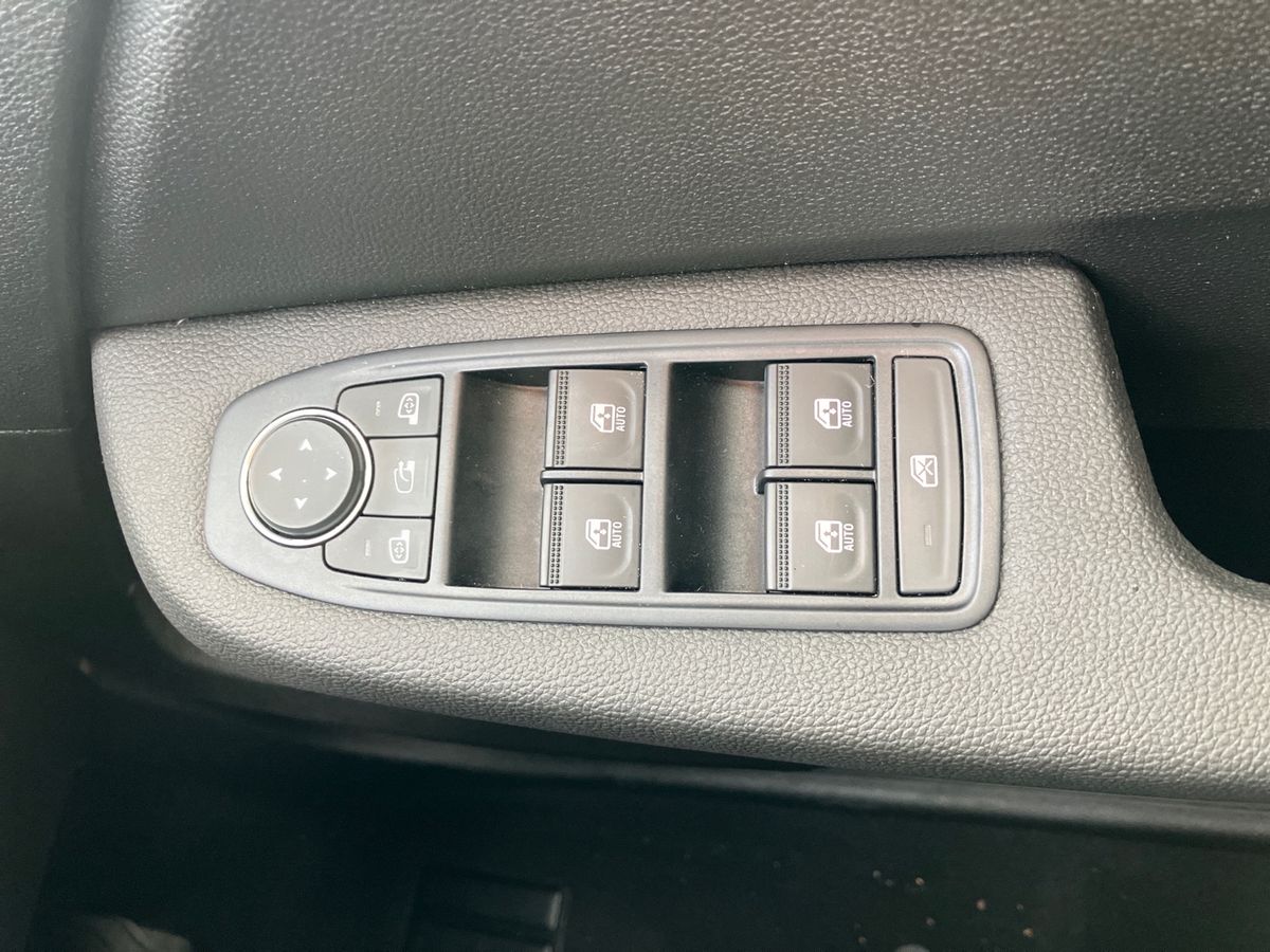 Used Renault Clio 2022 for sale - 76638097: Photo 18