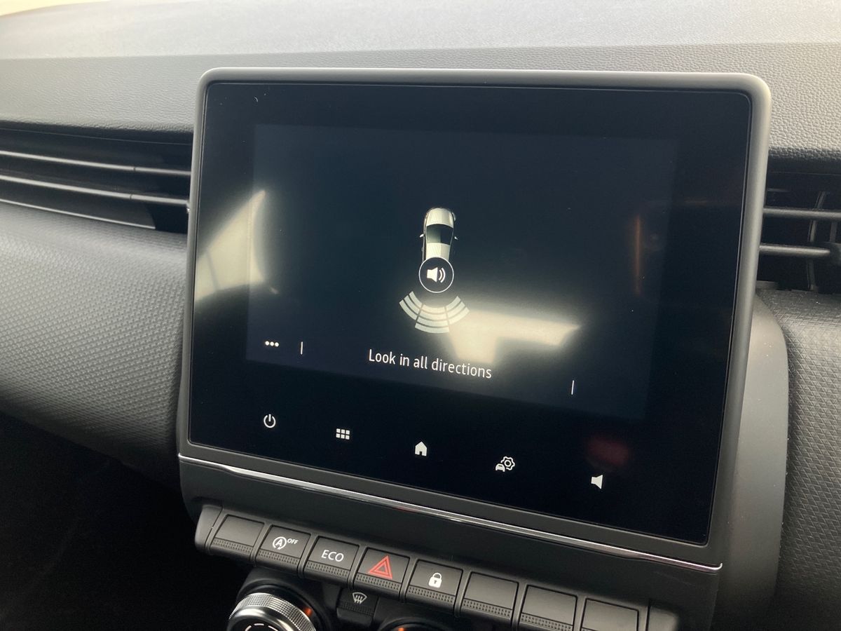 Used Renault Clio 2022 for sale - 76638097: Photo 43