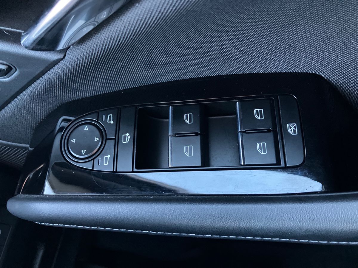 Used Mazda CX-30 2023 for sale - 76735991: Photo 18