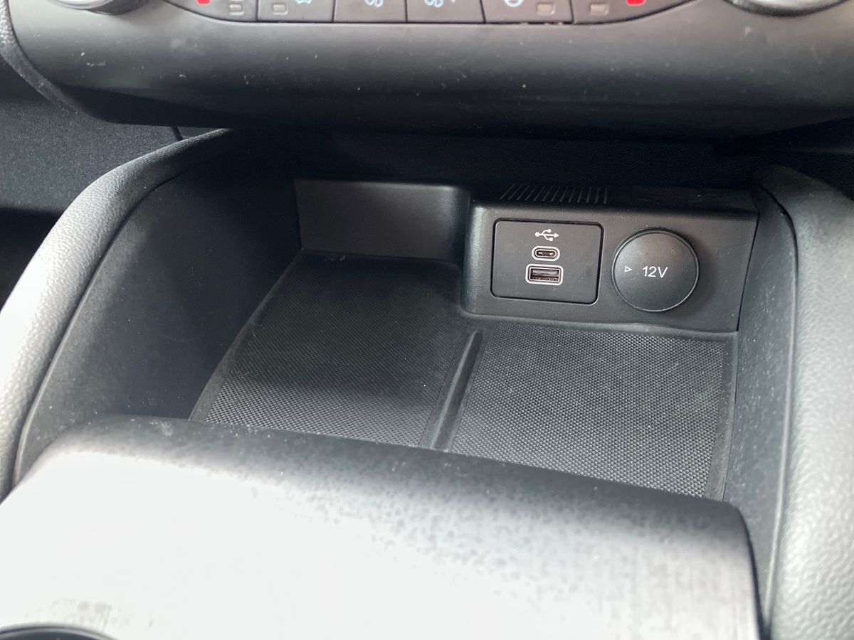 Used Ford Kuga 2022 for sale - 76957940: Photo 40