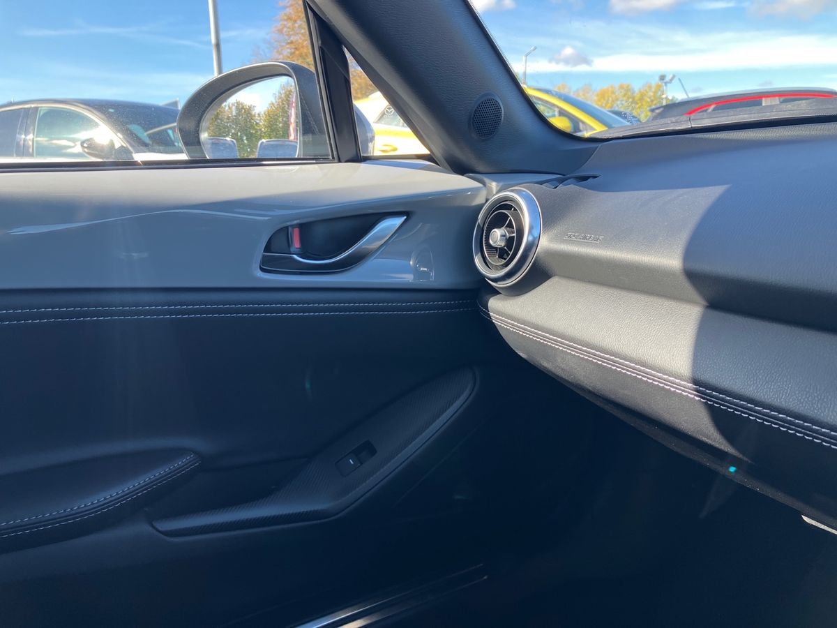 Used Mazda MX-5 2025 for sale - 75903932: Photo 32