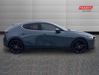 Used Mazda Mazda3 2021 for sale - 76090350: Photo