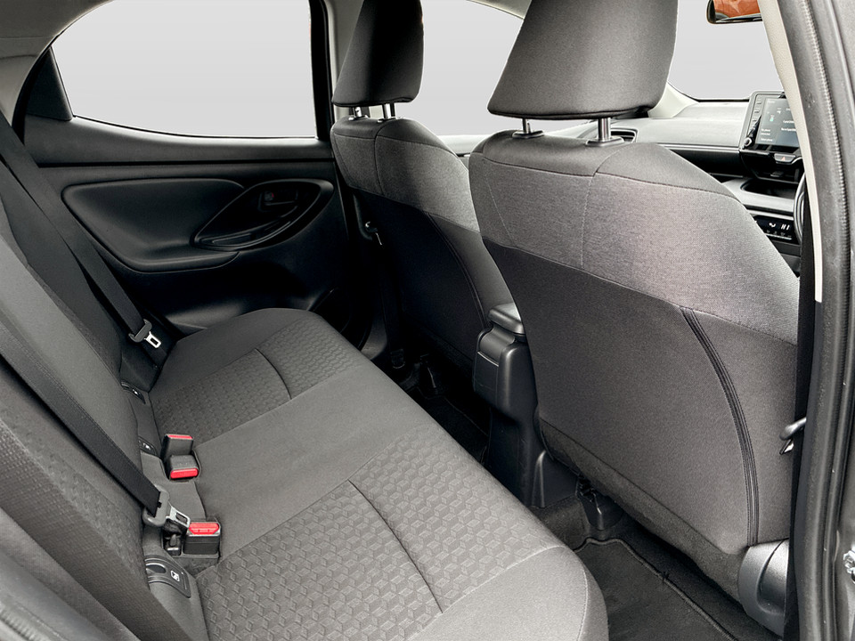 Used Toyota Yaris 2022 for sale - 77398621: Photo 14