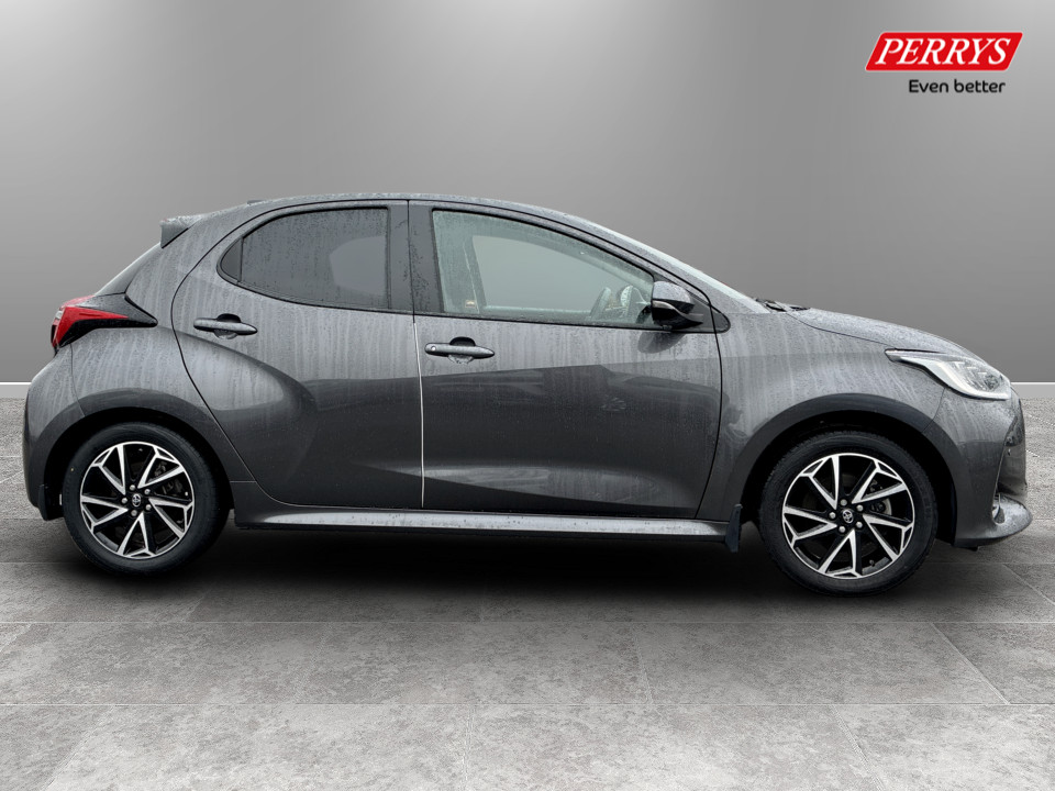 Used Toyota Yaris 2022 for sale - 77398621: Photo 42