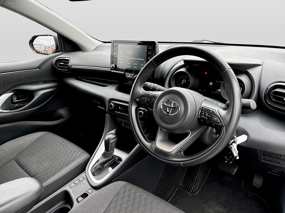 Used Toyota Yaris 2022 for sale - 77398621: Photo 47