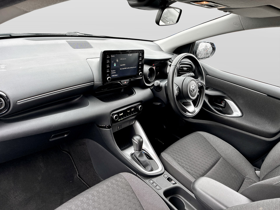 Used Toyota Yaris 2022 for sale - 77398621: Photo 55