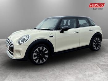 Used MINI Hatch 2019 for sale - 79624239: Photo