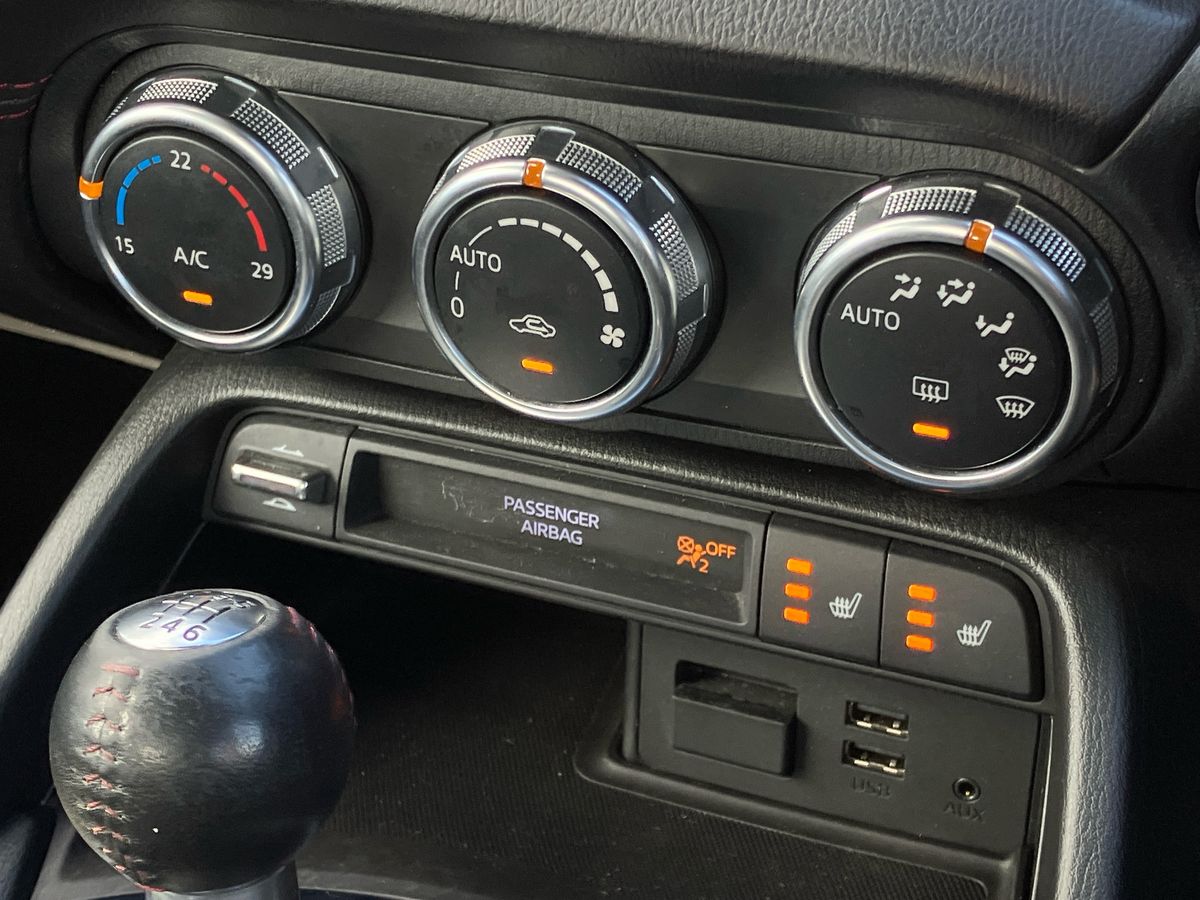 Used Mazda MX-5 2018 for sale - 77051688: Photo 12