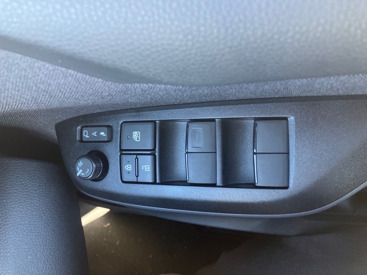 Used Mazda Mazda2 HYBRID 2025 for sale - 75903944: Photo 18