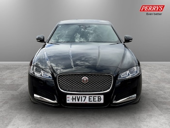 Used Jaguar XF 2017 for sale - 78800866: Photo