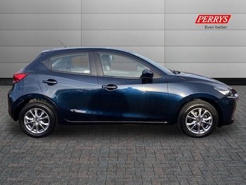 Used Mazda Mazda2 2023 for sale - 76364533: Photo