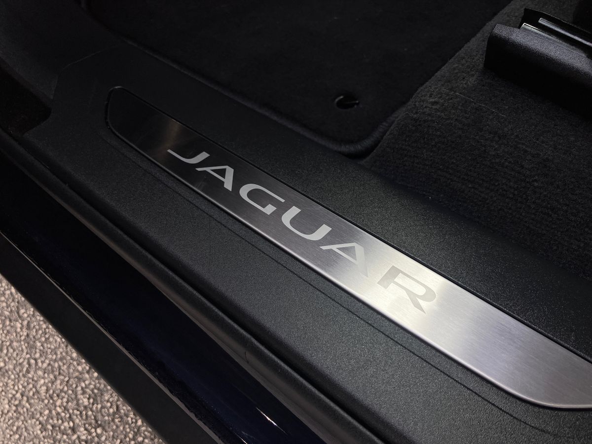 Used Jaguar F-Pace 2023 for sale - 77196030: Photo 35