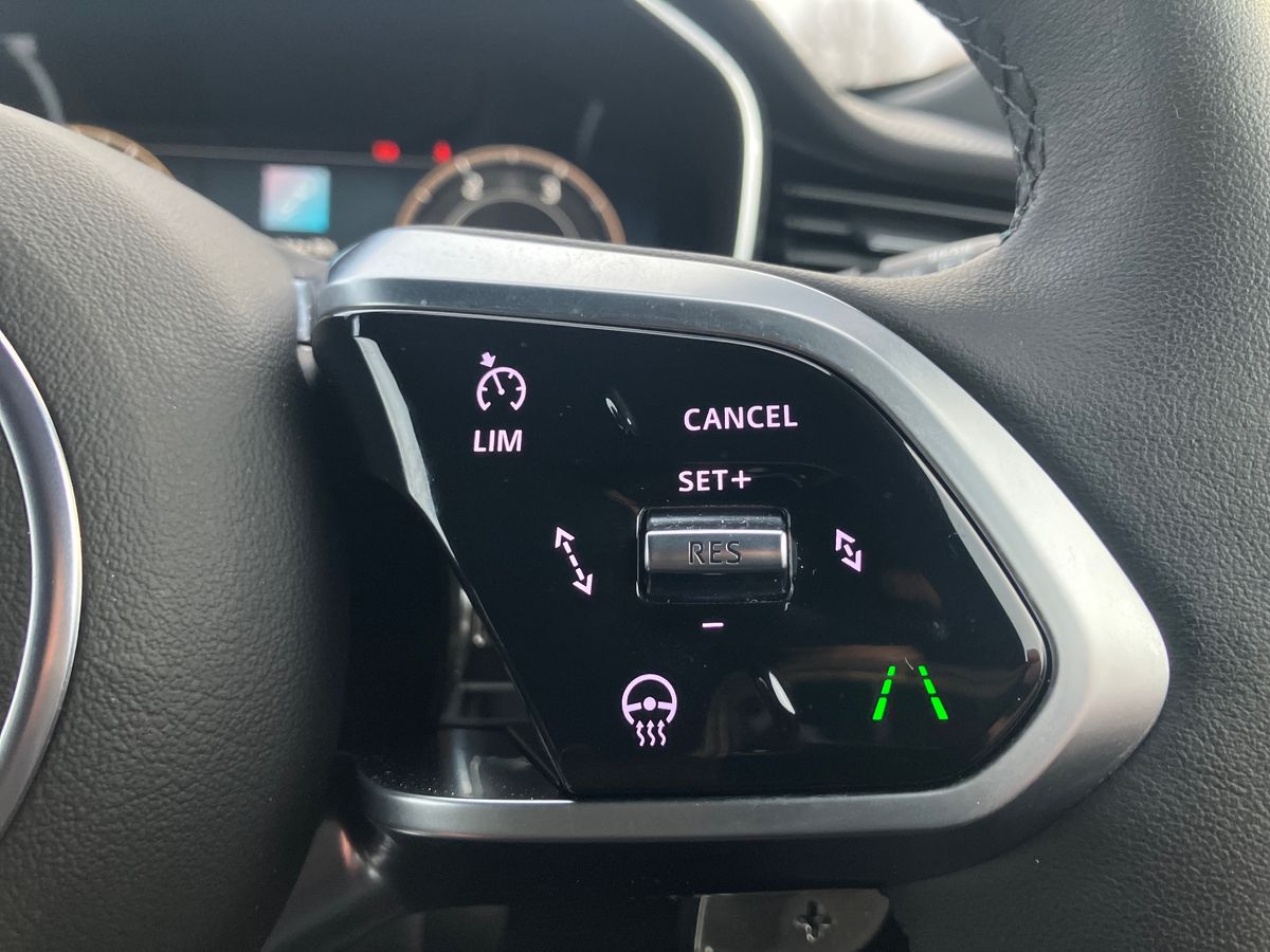 Used Jaguar F-Pace 2023 for sale - 77196030: Photo 43